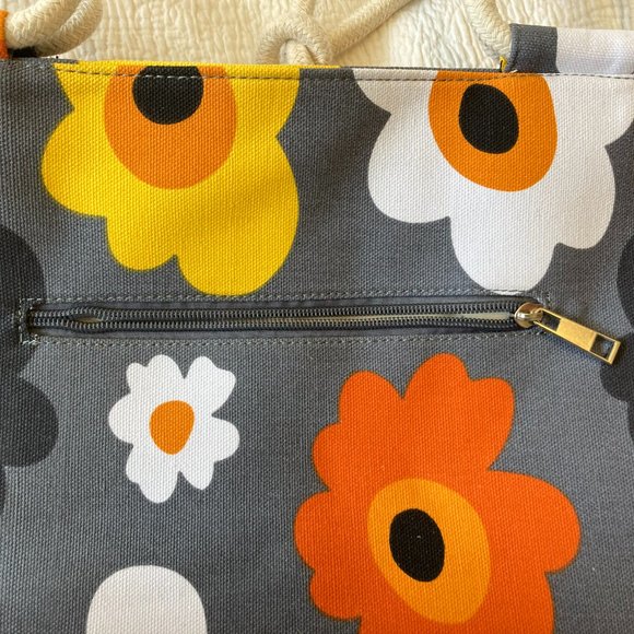 NWT Farmhouse Is My Style Flower Bag - Picture 5 of 6